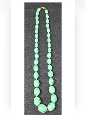 Vintage Kenneth Lane  Graduated Green Marbled Bead Necklace
